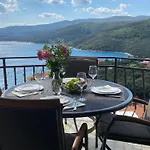 Apartman Ladym *